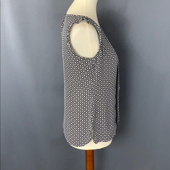 🖤4/$25 Sleeveless LOFT  top - Picture 5 of 7